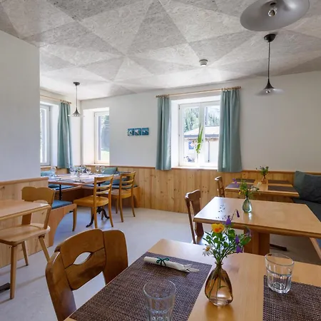 Hotel Ristorante Stazione Cavaglia *