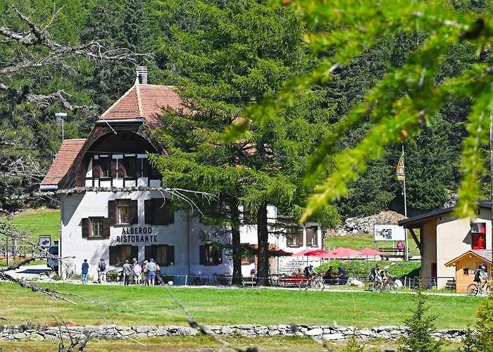 فندق Ristorante Stazione Cavaglia